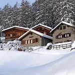 Tiny House Facing The Alps - In, Out シャレー