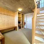 Tiny House Facing The Alps - In, Out *