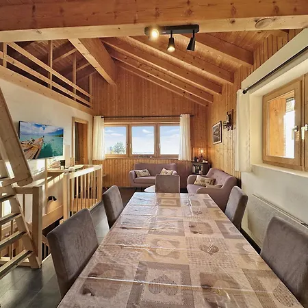 Tiny House Facing The Alps - In, Out